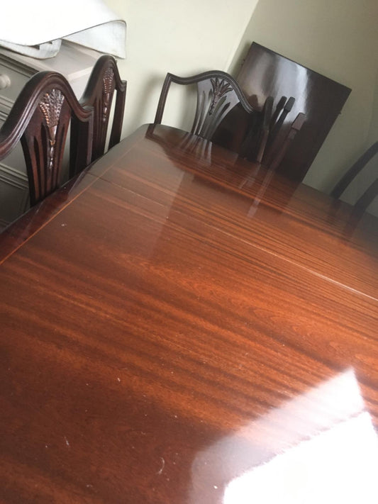 Mahogany Table with 8 chairs